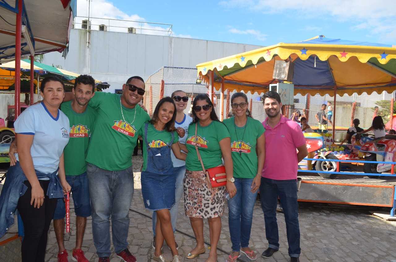 CRAS realiza tarde de diversão no Parque para seus usuários